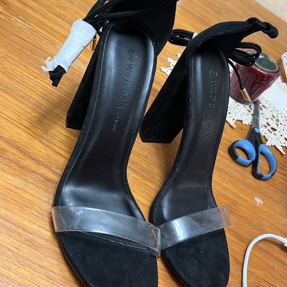 Wild Diva Black High Heel Sandals Clear Toe Tie Ankle Size 9 - Picture 2 of 5